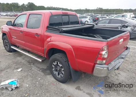 2015 Toyota Tacoma Prerunner V6 z USA, uszkodzony, nr VIN 5TFJU4GN6FX085556